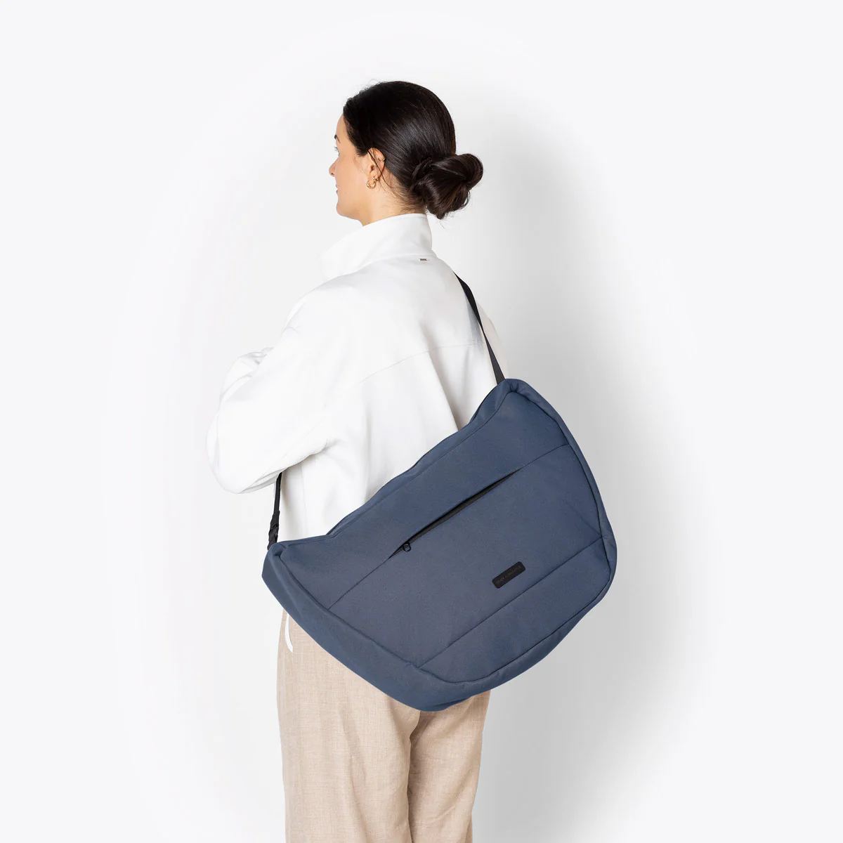 Adam Medium Bag - Image 13