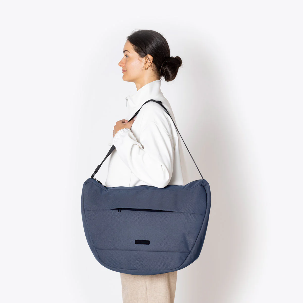 Adam Medium Bag - Image 15