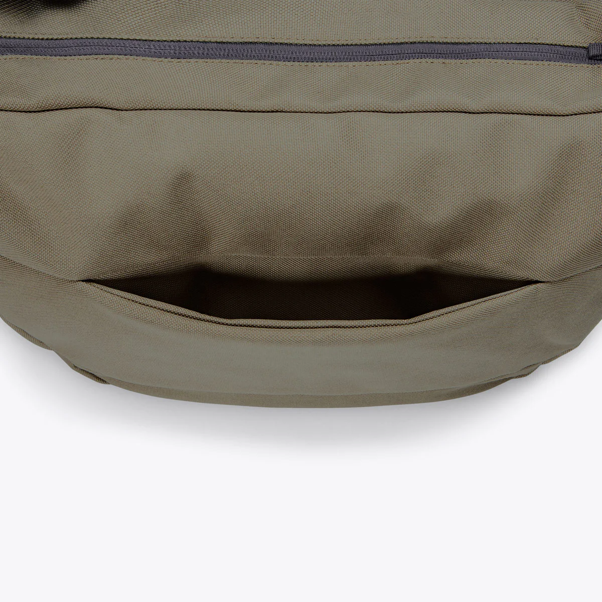 Adam Medium Bag - Image 11
