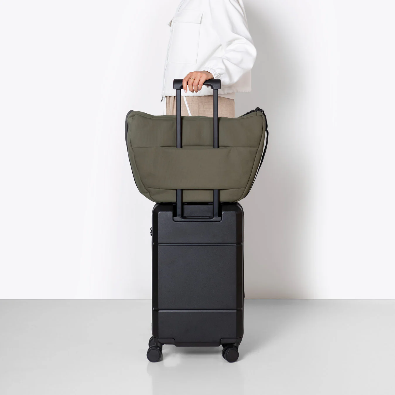 Adam Medium Bag - Image 18