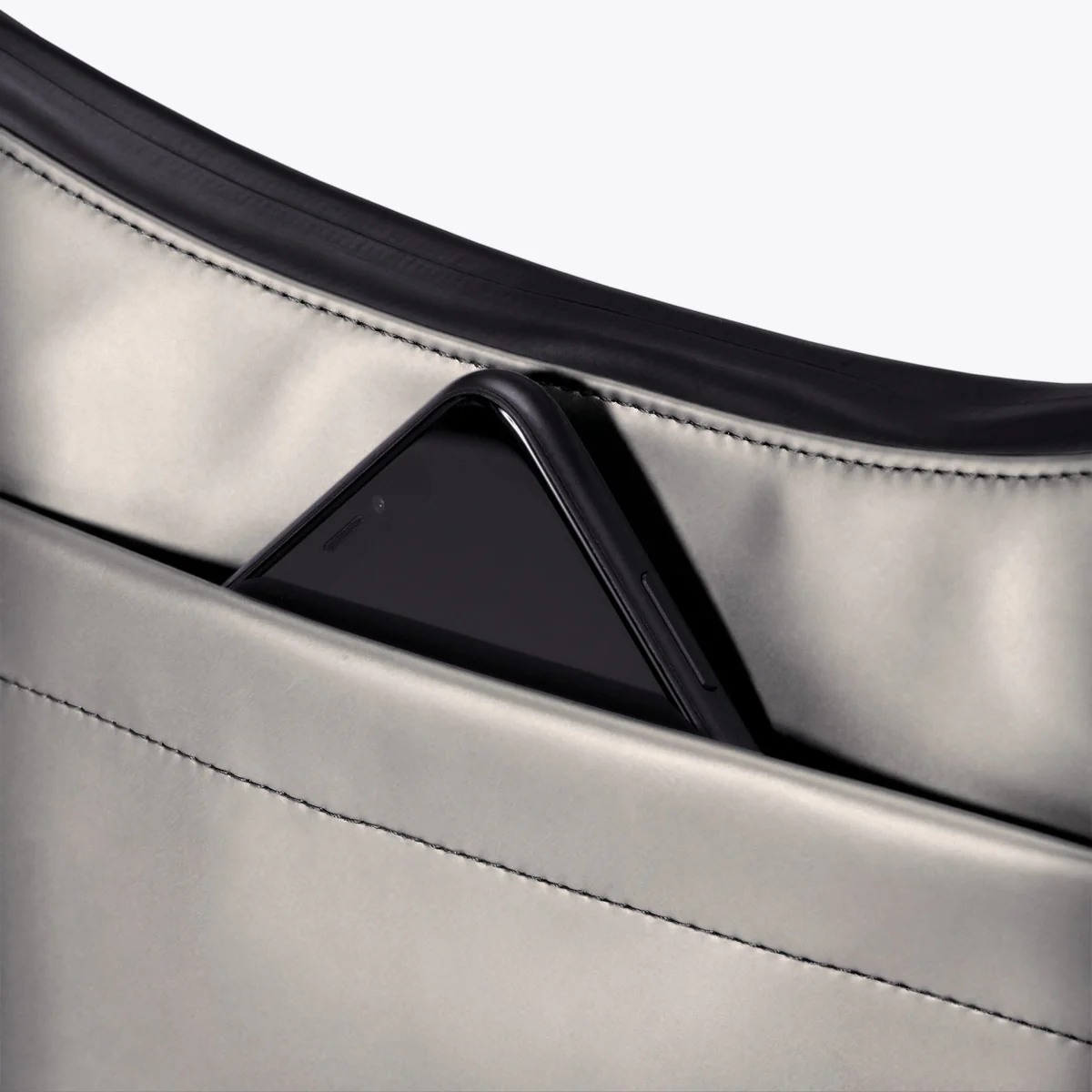 Alva Medium Bag - Image 4
