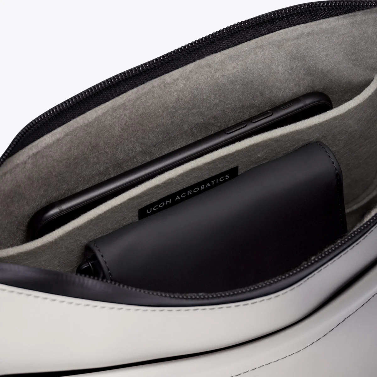 Alva Medium Bag - Image 5