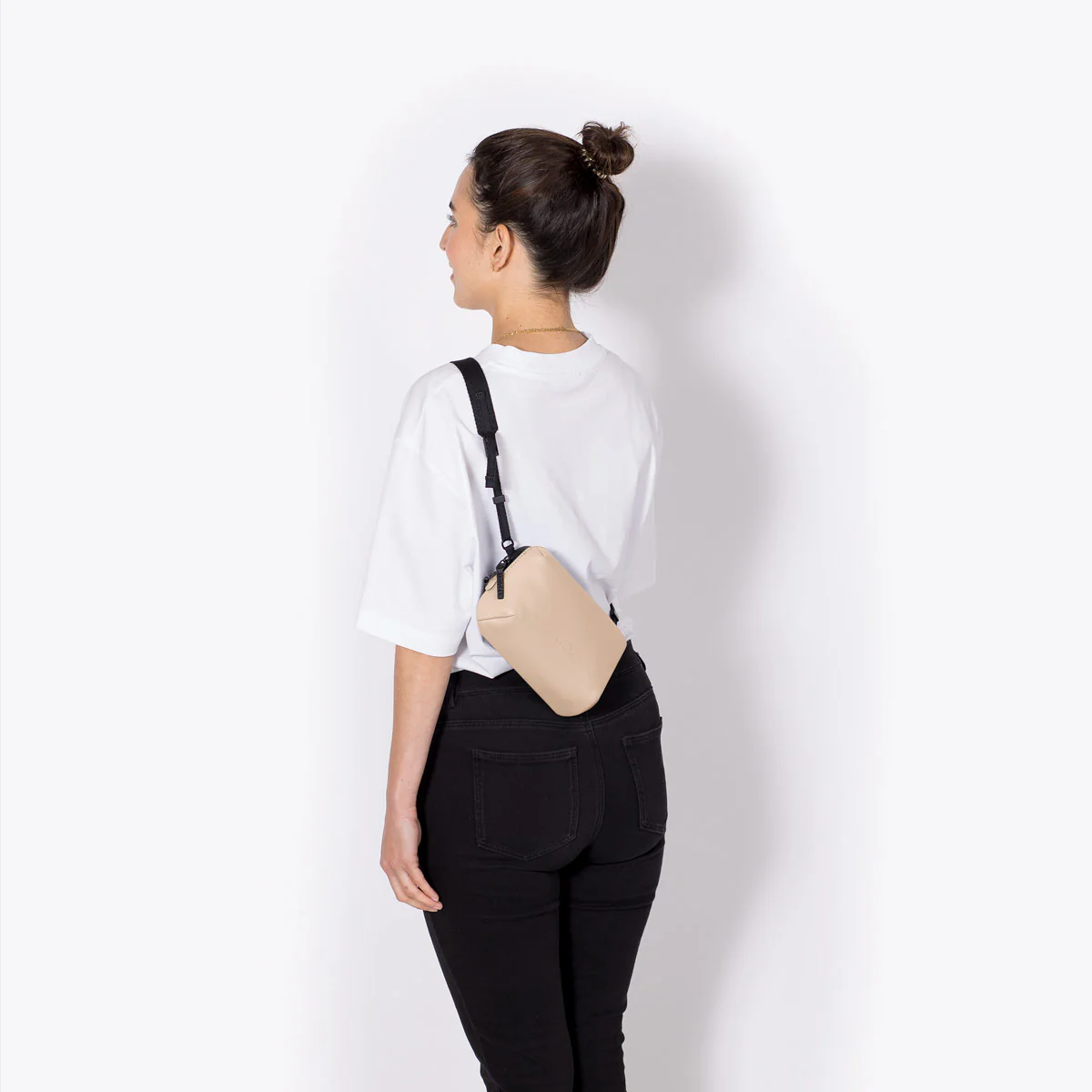 Ando Medium Bag - Image 8