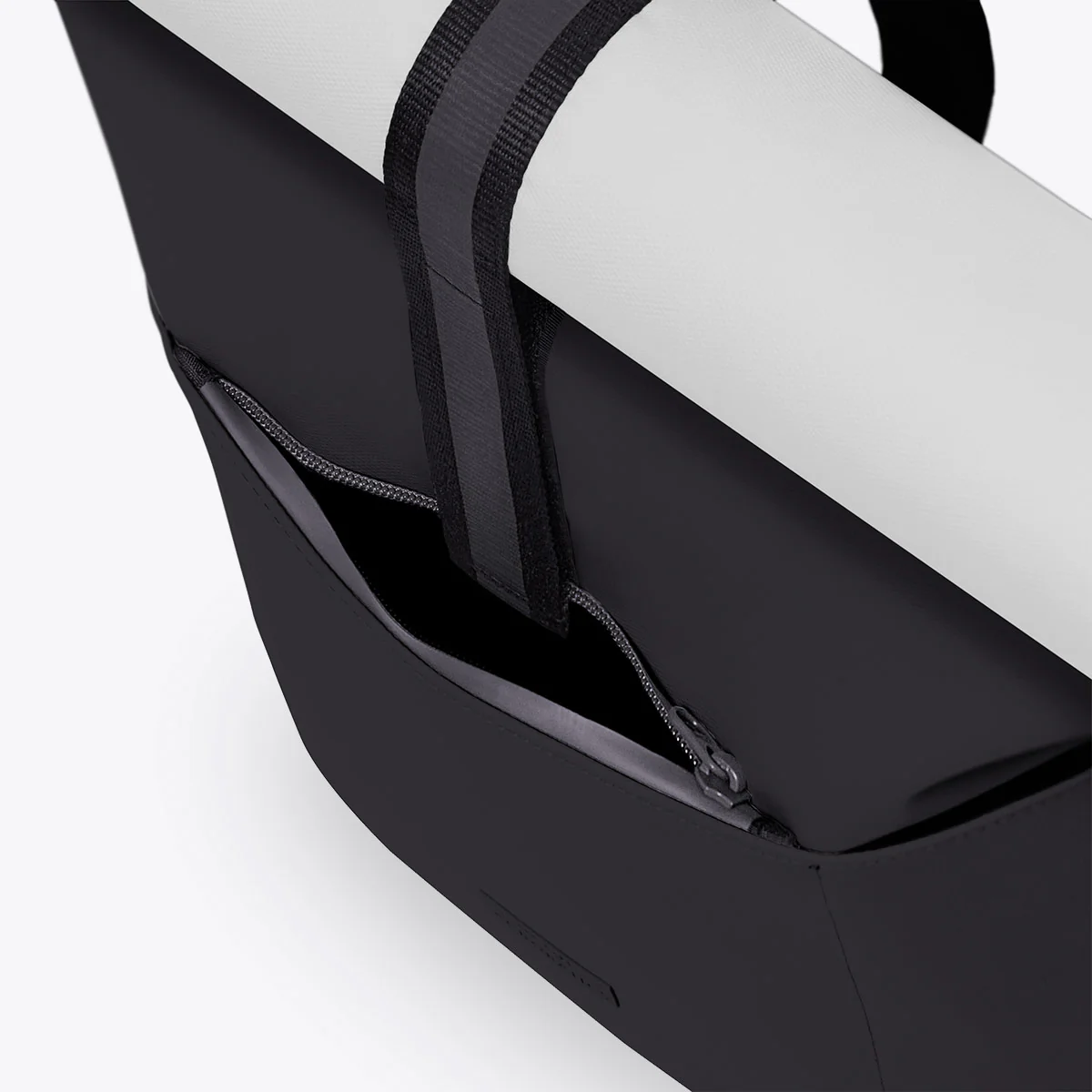 Hajo Medium Backpack - Image 10