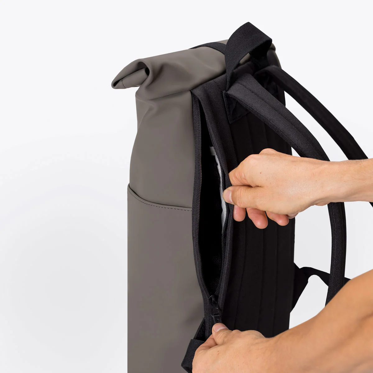 Hajo Medium Backpack - Image 5