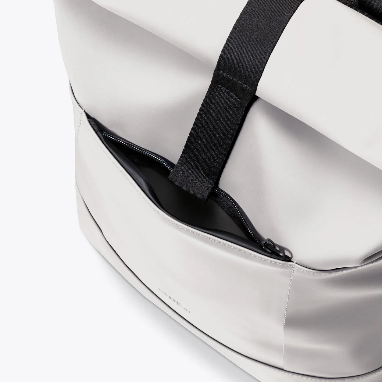 Hajo Medium Backpack - Image 7