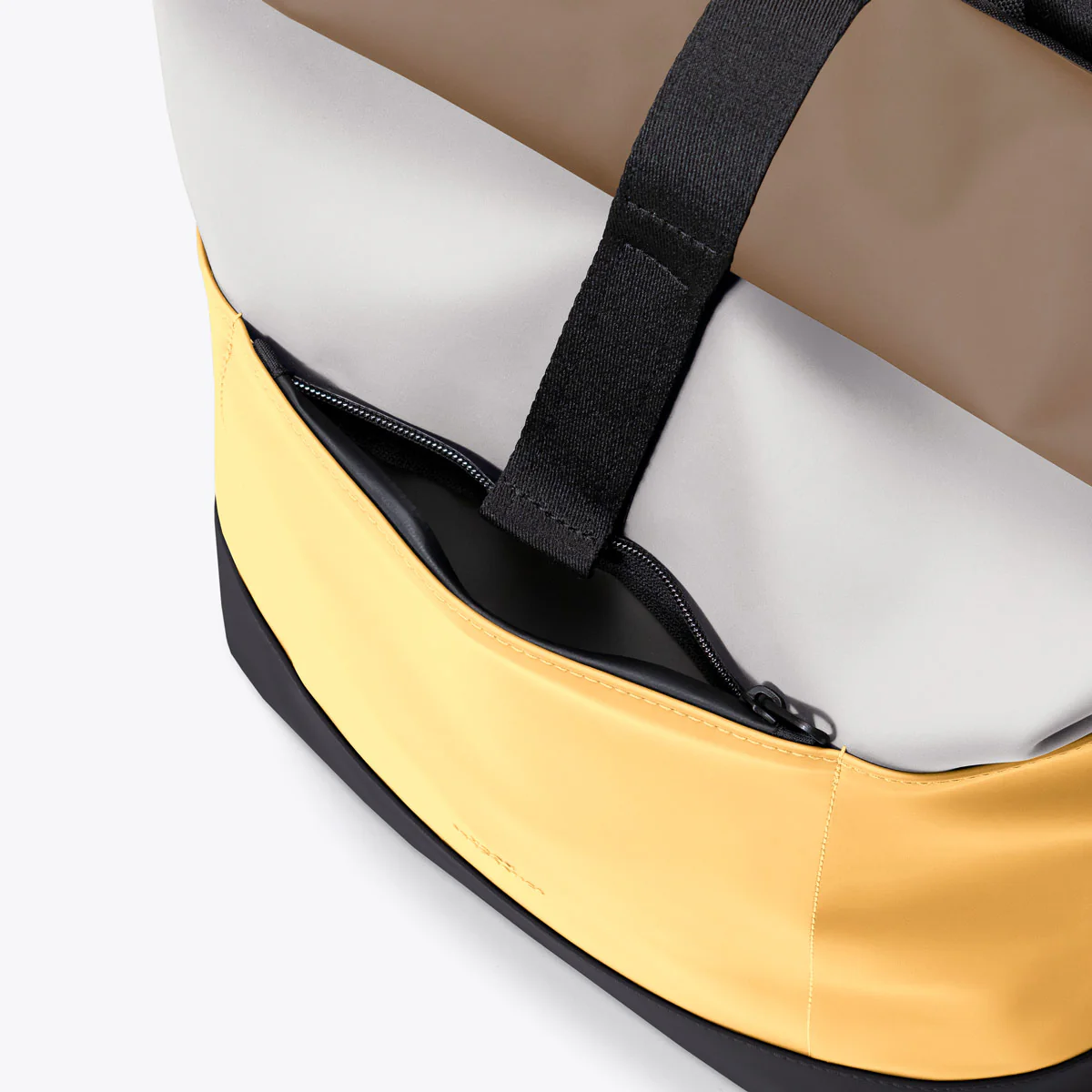 Hajo Medium Backpack - Image 8
