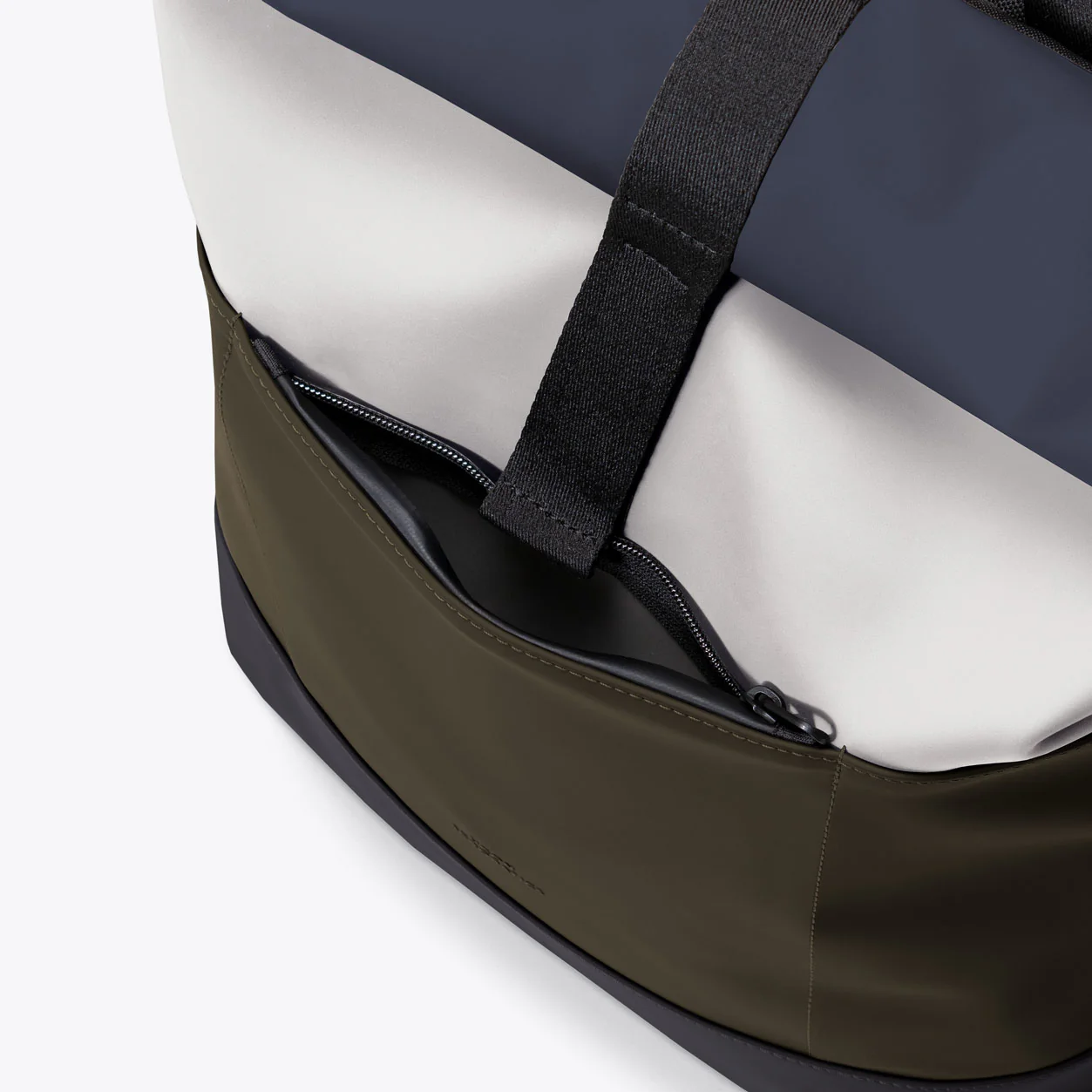 Hajo Medium Backpack - Image 8