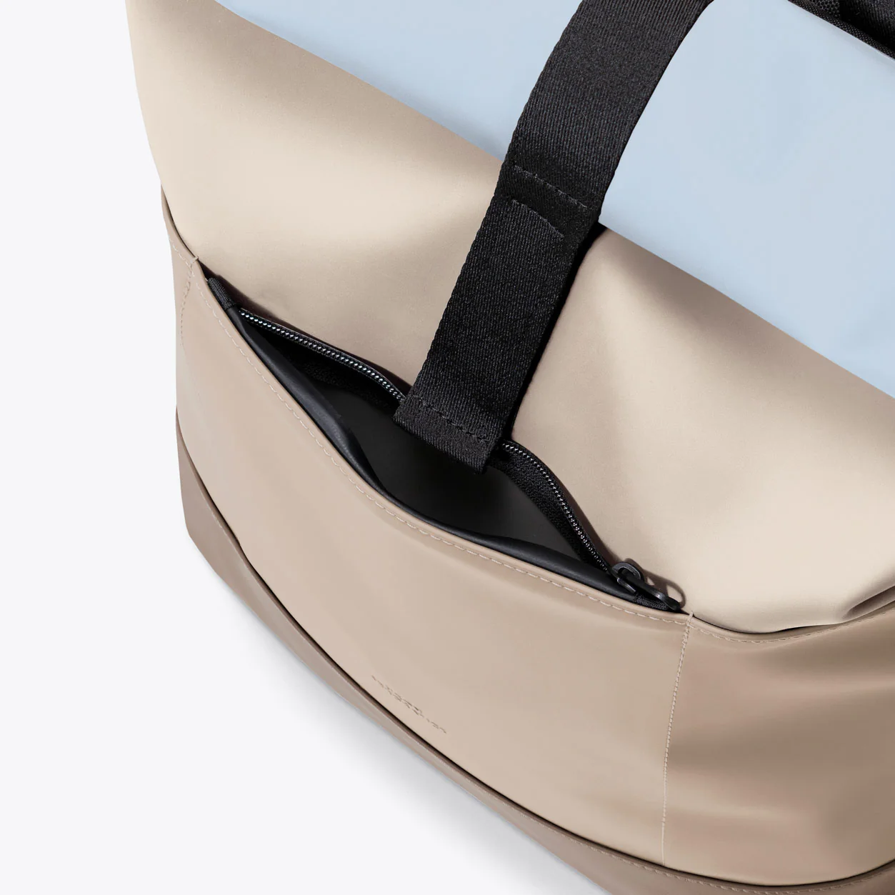 Hajo Medium Backpack - Image 8