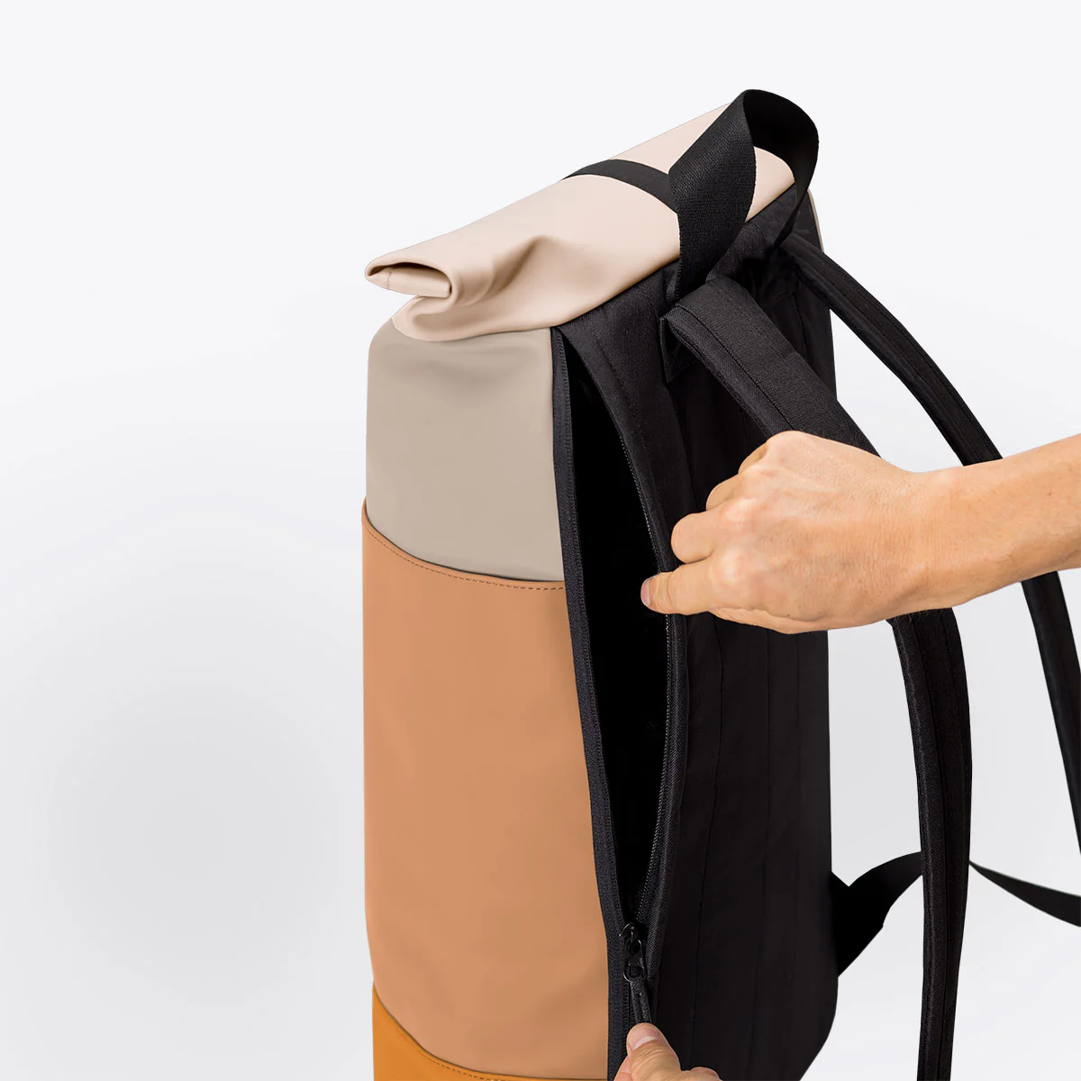 Hajo Medium Backpack - Image 5
