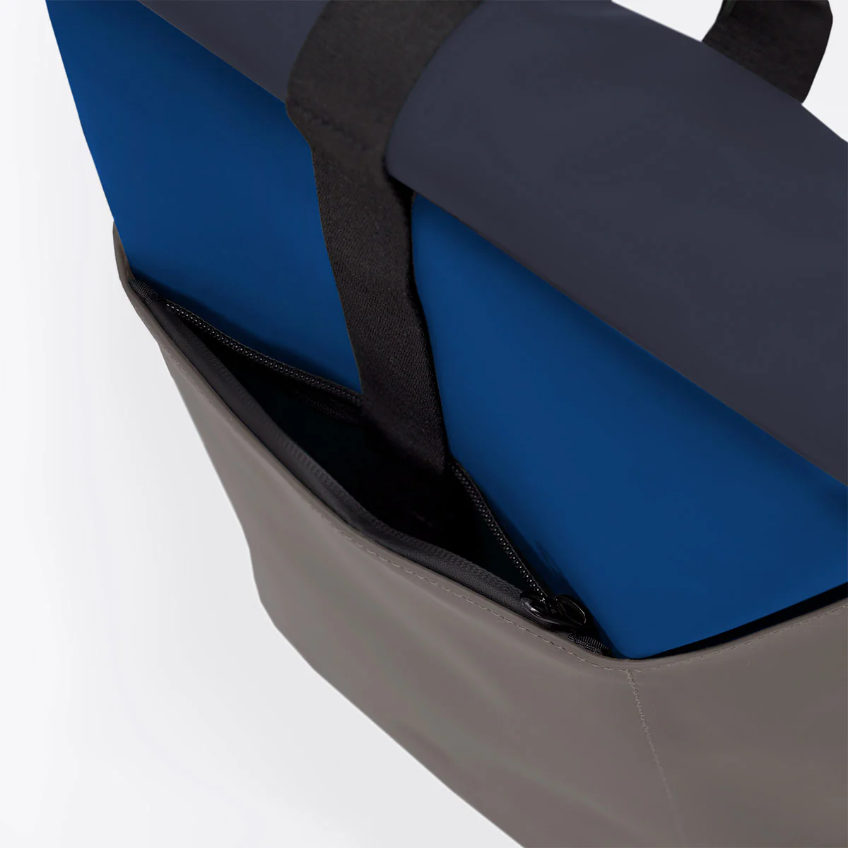Hajo Medium Backpack - Image 7