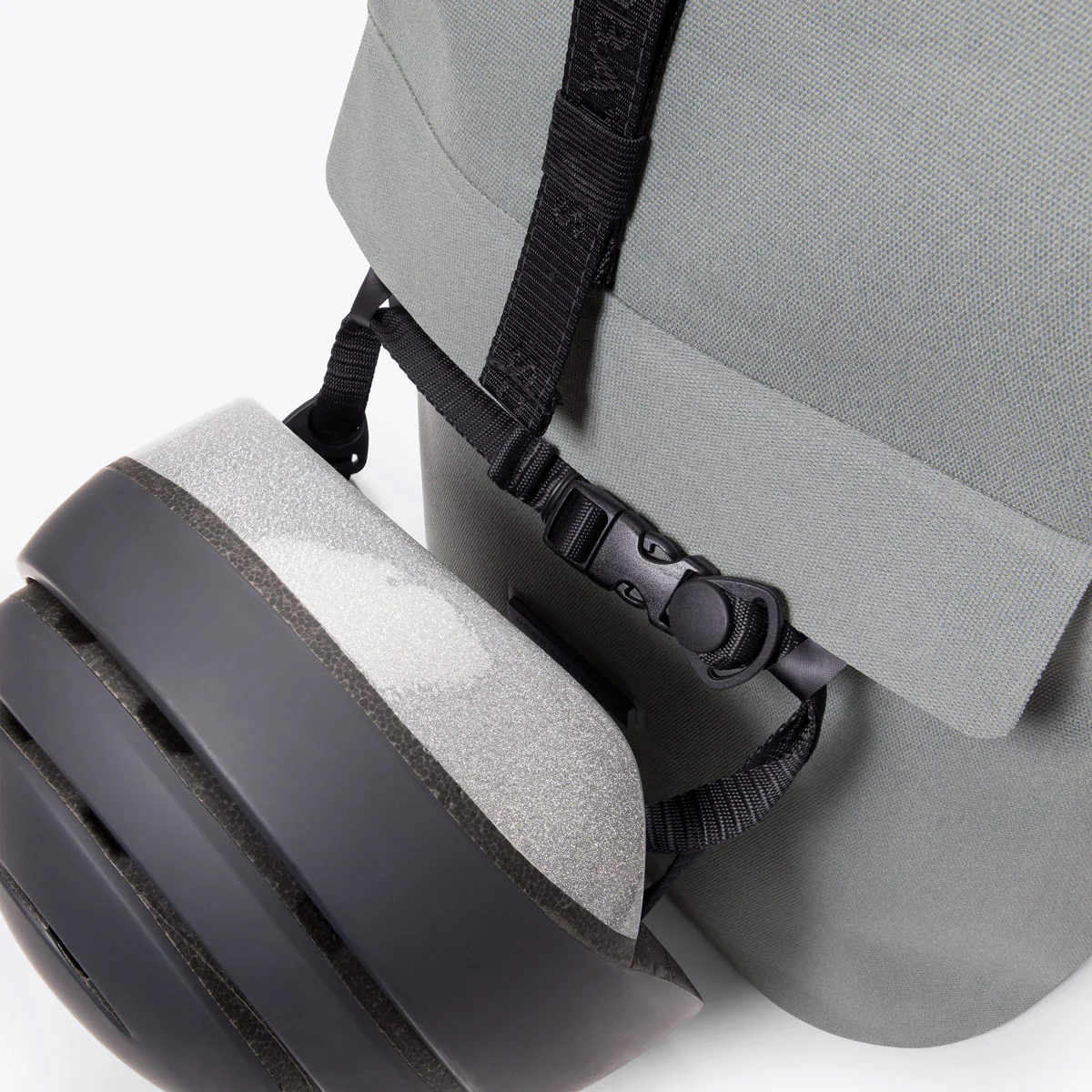 Jannik Medium Backpack - Image 17