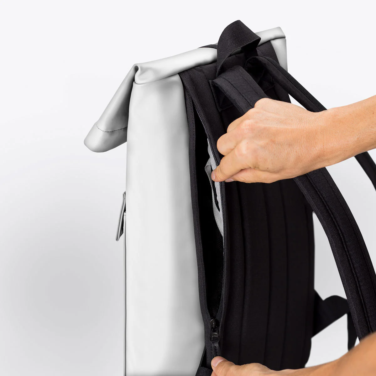 Jannik Mini Backpack - Image 8