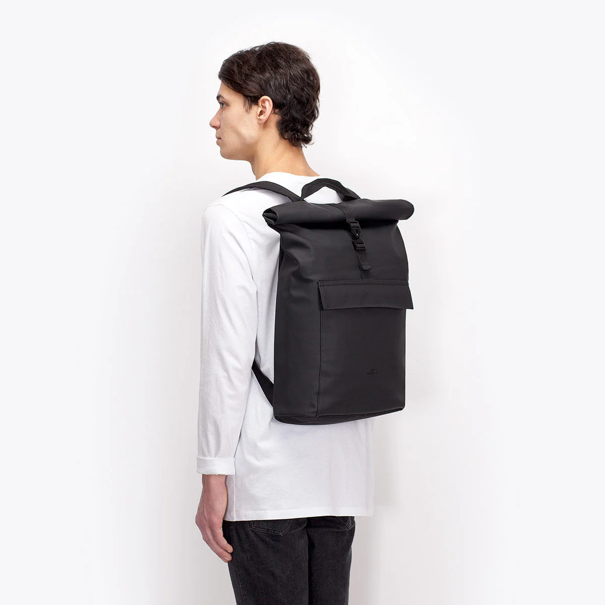 Jasper Medium Backpack - Image 15