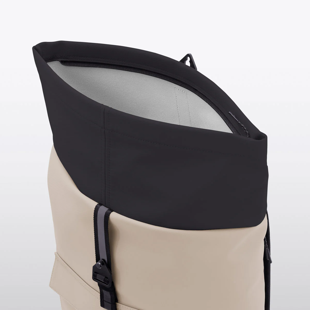 Jasper Medium Backpack - Image 12