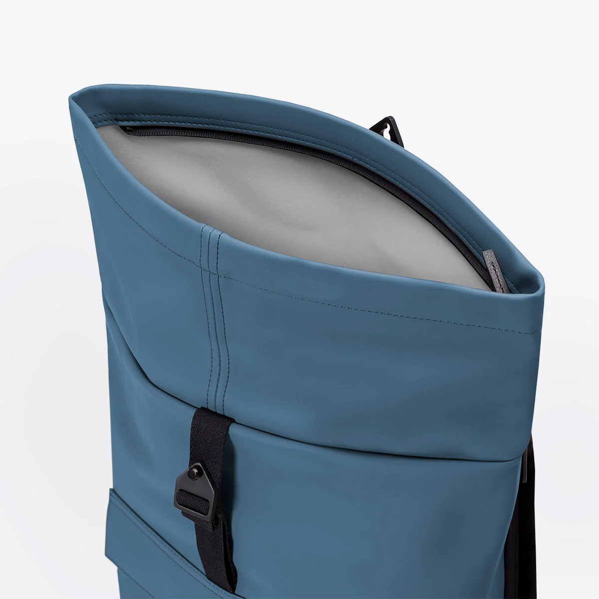 Jasper Medium Backpack - Image 10