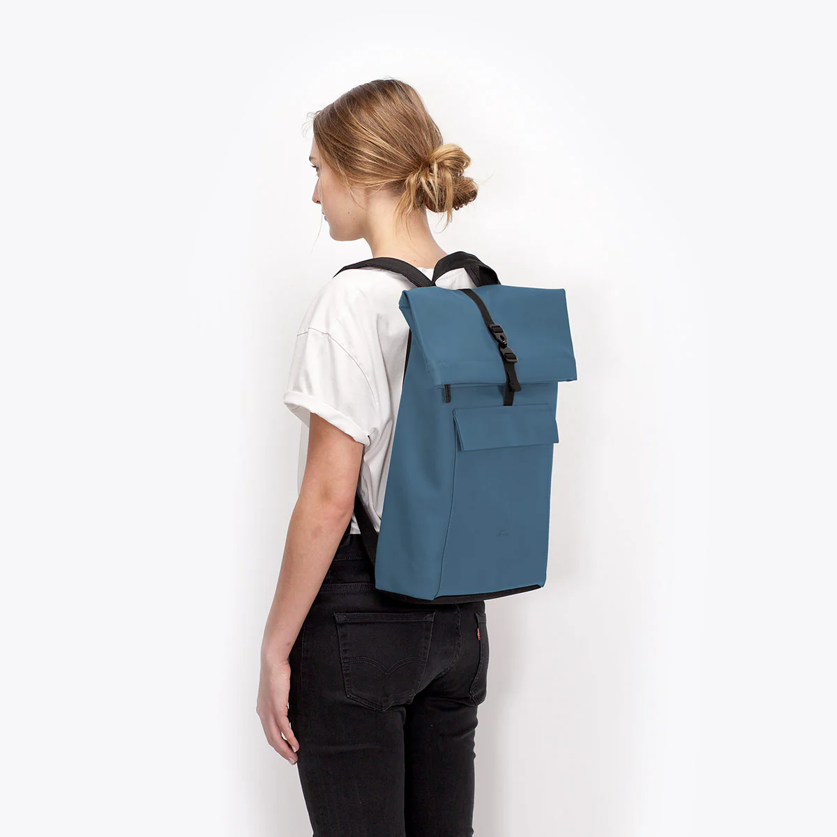 Jasper Medium Backpack - Image 14