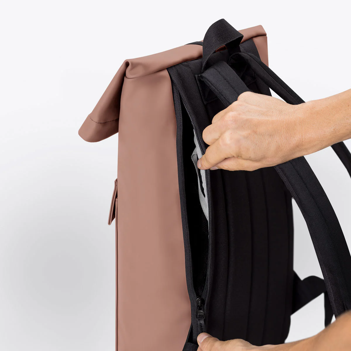 Jasper Medium Backpack - Image 5