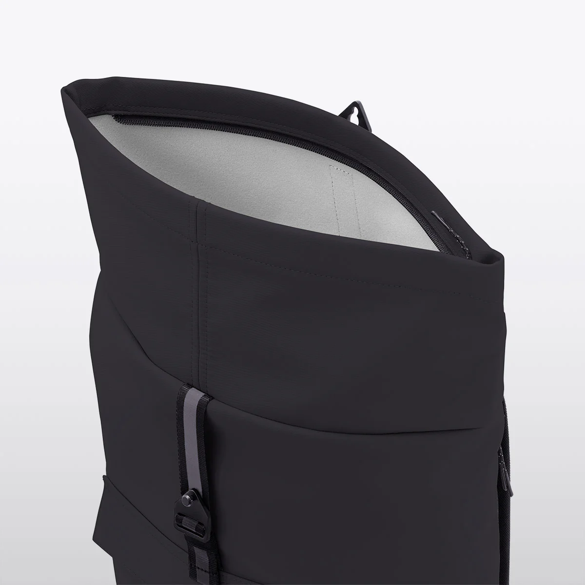 Jasper Medium Backpack - Image 11