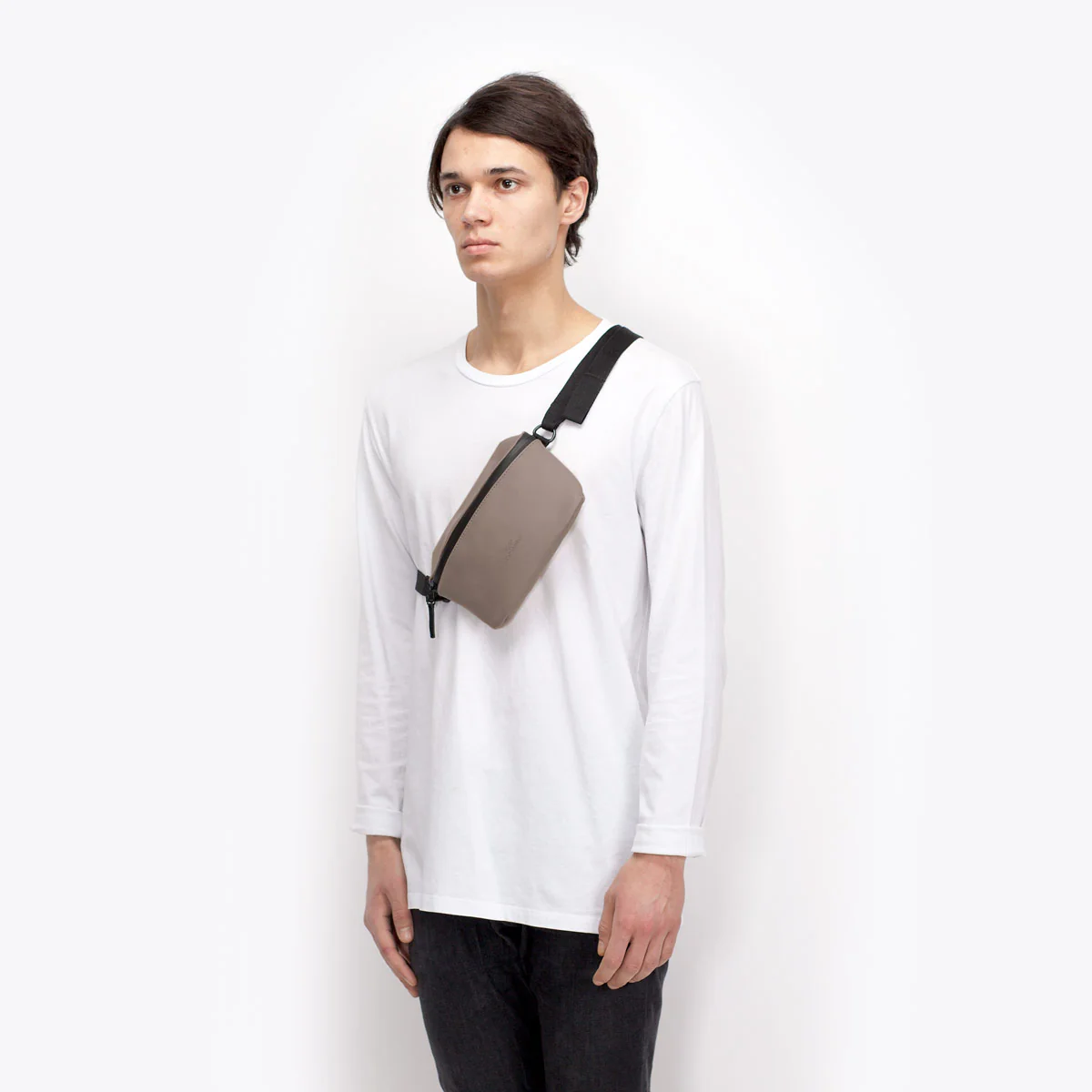 Jona Medium Bag - Image 8