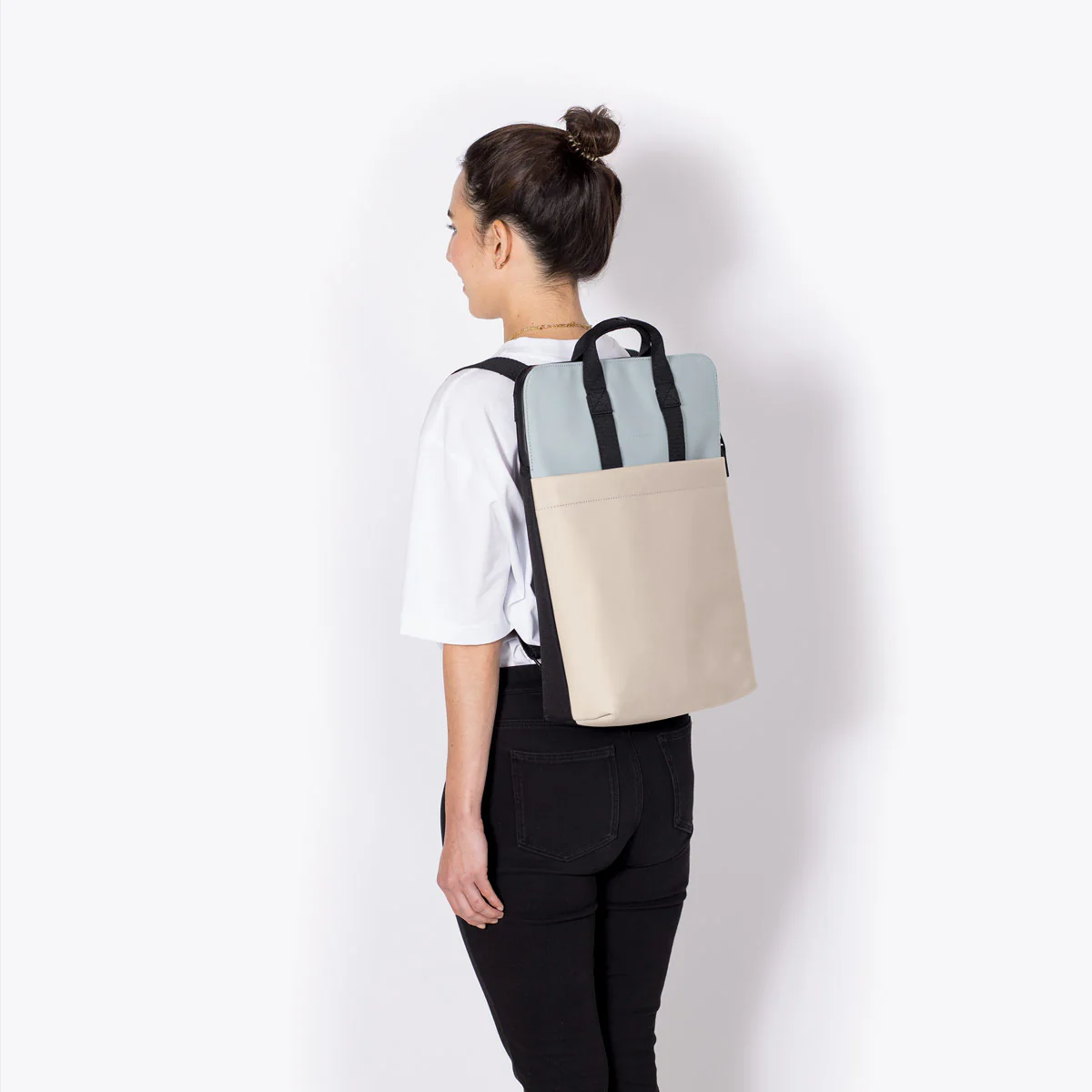 Masao Medium Backpack - Image 9
