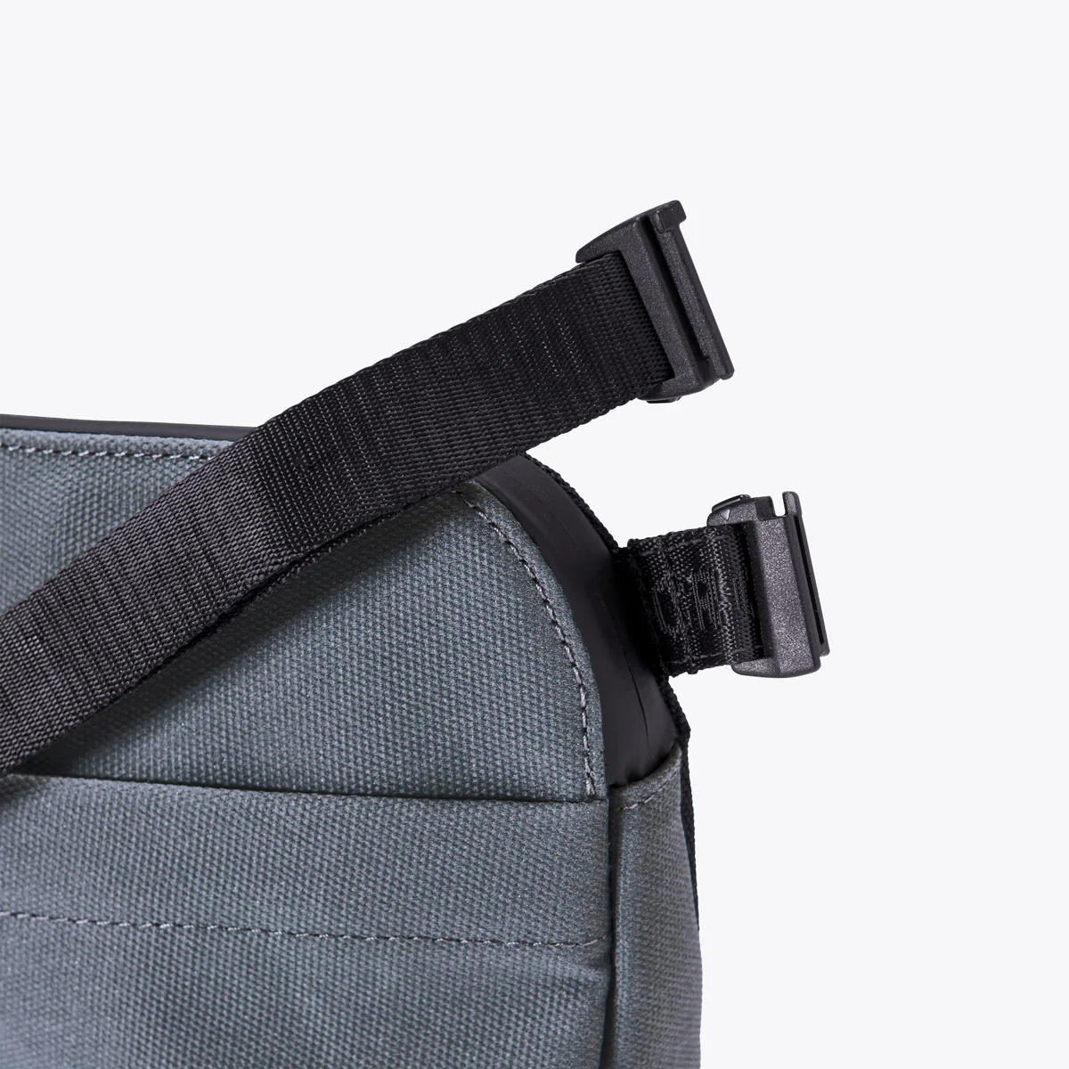 Melvin Medium Bag - Image 4