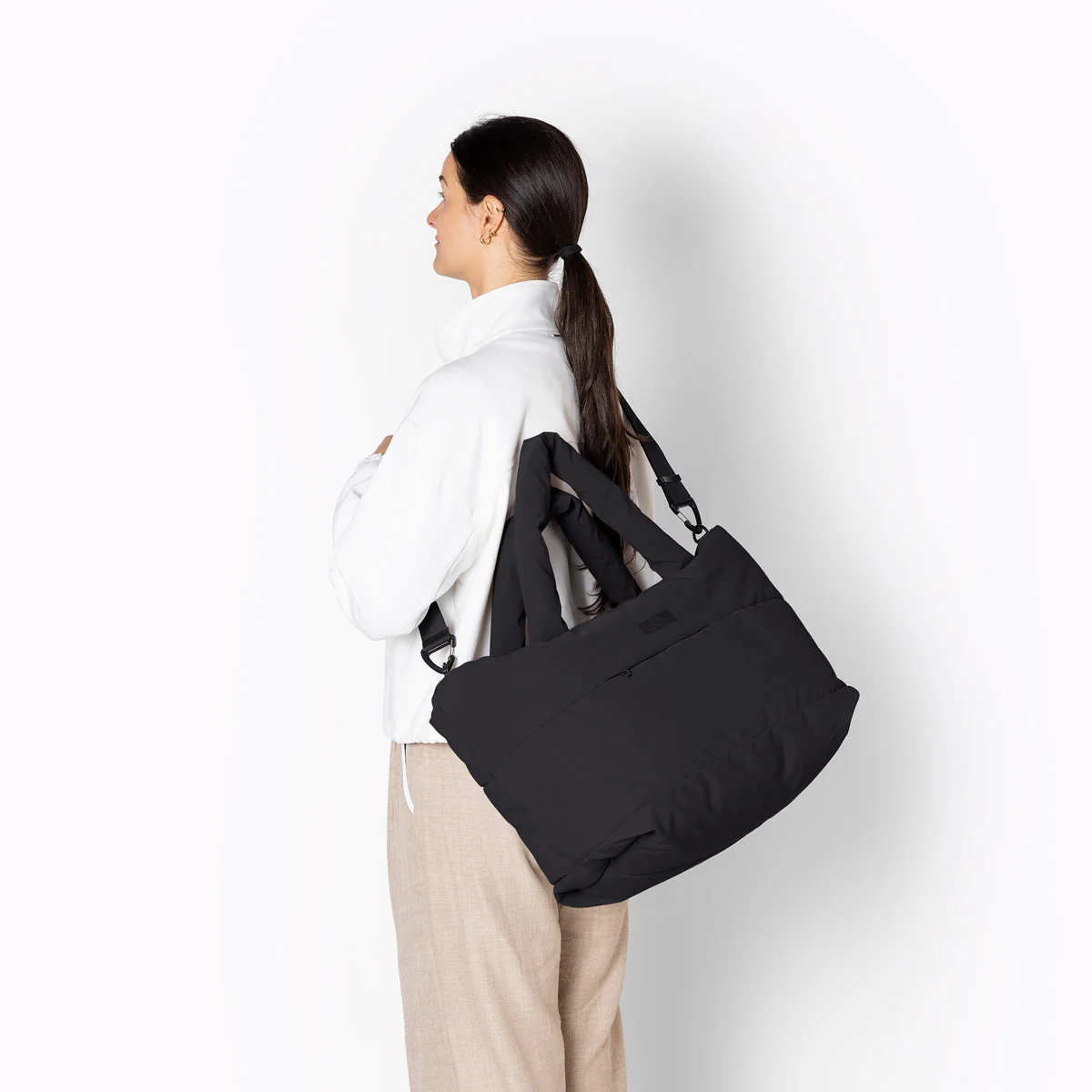 Olivia Medium Bag - Image 18