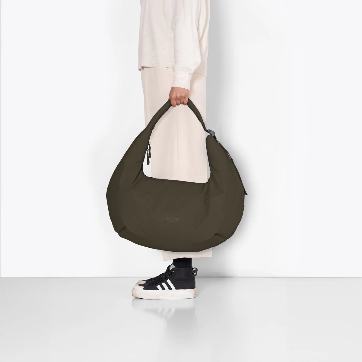 Shota Large Bag - Image 10