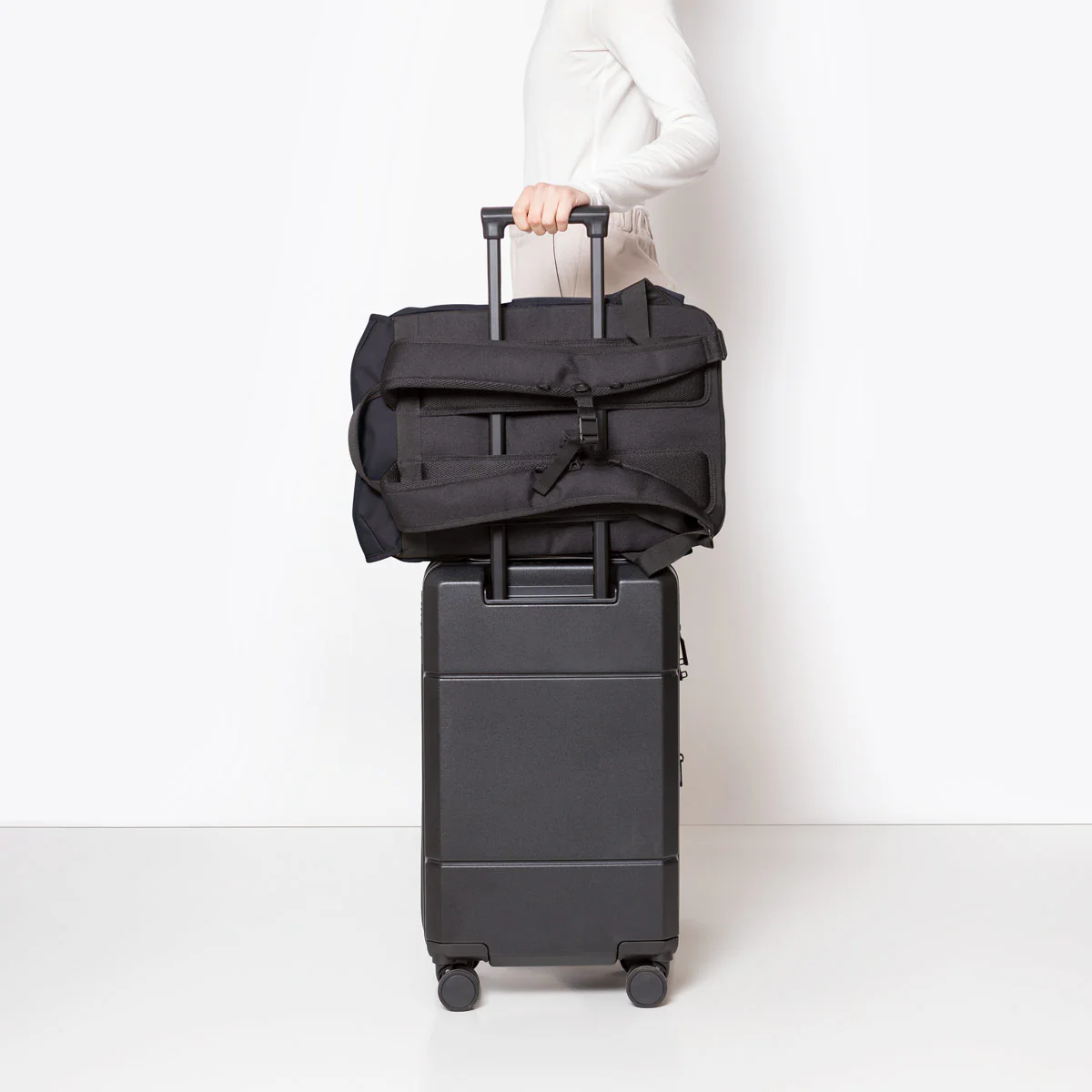 Stellan Medium Backpack - Image 16