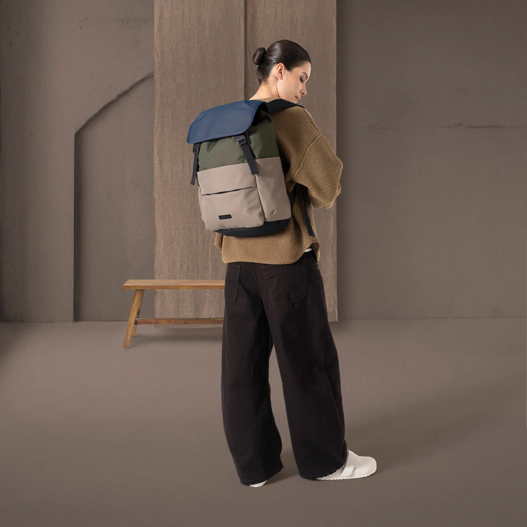 Stellan Medium Backpack - Image 17