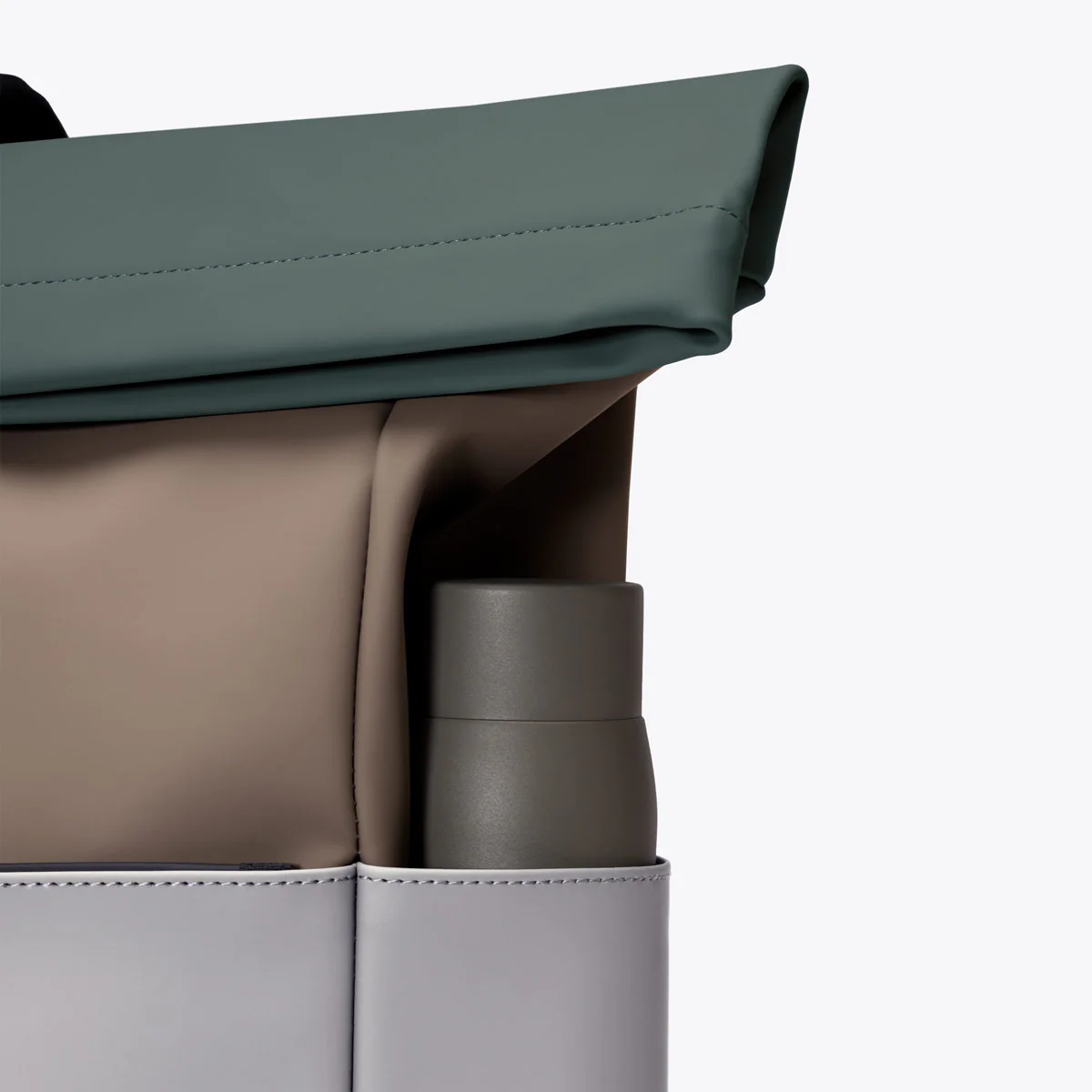 Yuto Medium Backpack - Image 5