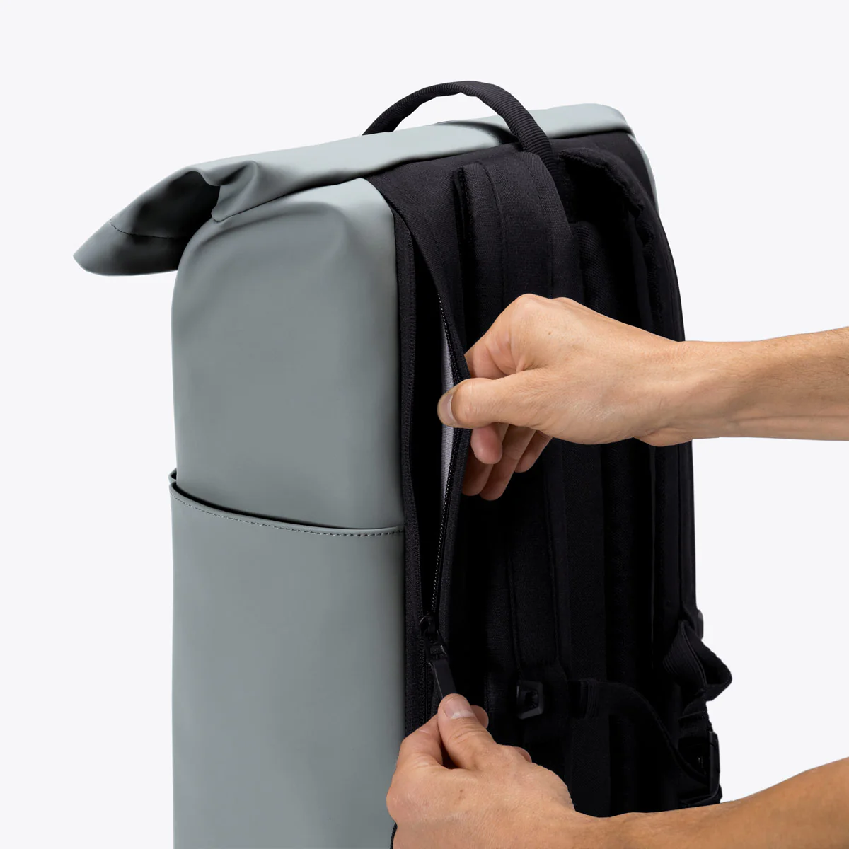 Yuto Medium Backpack - Image 6